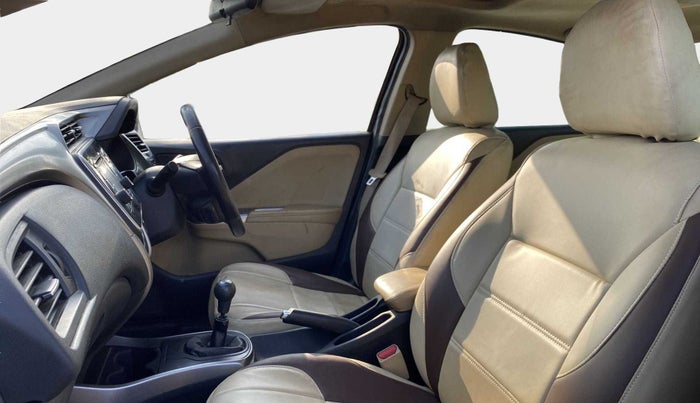 2014 Honda City 1.5L I-DTEC VX, Diesel, Manual, 1,19,342 km, Right Side Front Door Cabin