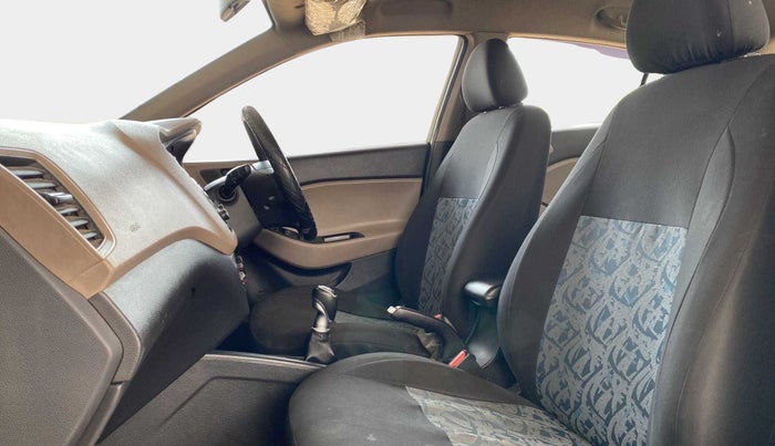 2019 Hyundai Elite i20 MAGNA PLUS 1.4 CRDI, Diesel, Manual, 57,323 km, Right Side Front Door Cabin