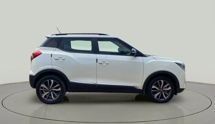 2021 Mahindra XUV300 W8 (O) 1.2 PETROL, Petrol, Manual, 38,036 km, Right Side View