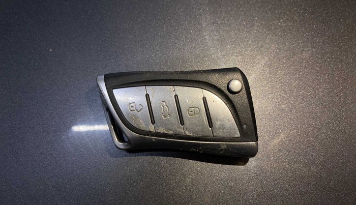 2021 Hyundai NEW SANTRO MAGNA, Petrol, Manual, 34,820 km, Key Close Up