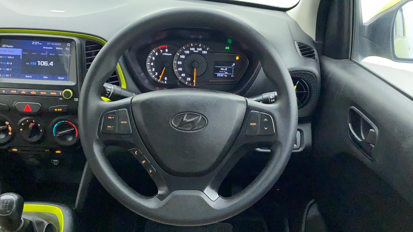 2020 Hyundai NEW SANTRO SPORTZ MT, Petrol, Manual, 39,321 km, Steering Wheel Close Up