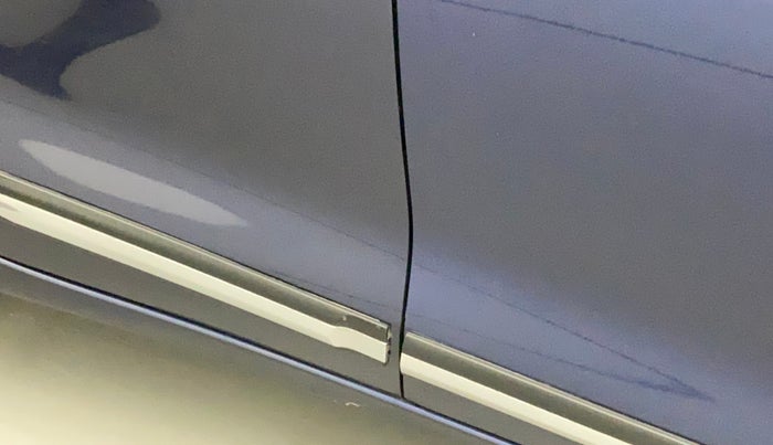2020 Maruti Swift ZXI PLUS AMT, Petrol, Automatic, 30,061 km, Right rear door - Paint has faded
