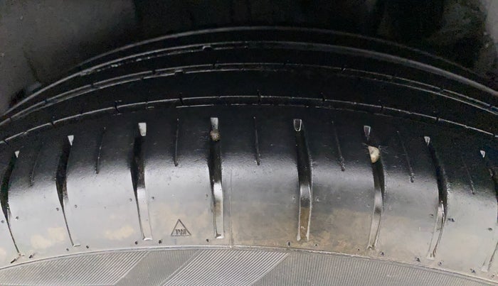 2020 Maruti Swift ZXI PLUS AMT, Petrol, Automatic, 30,061 km, Left Rear Tyre Tread