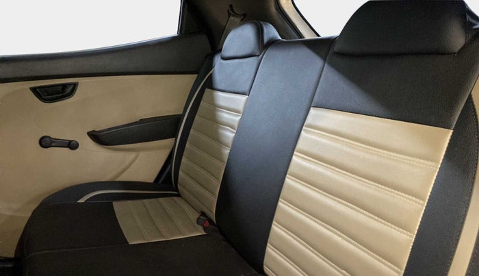 2016 Hyundai Eon MAGNA +, Petrol, Manual, 21,132 km, Right Side Rear Door Cabin