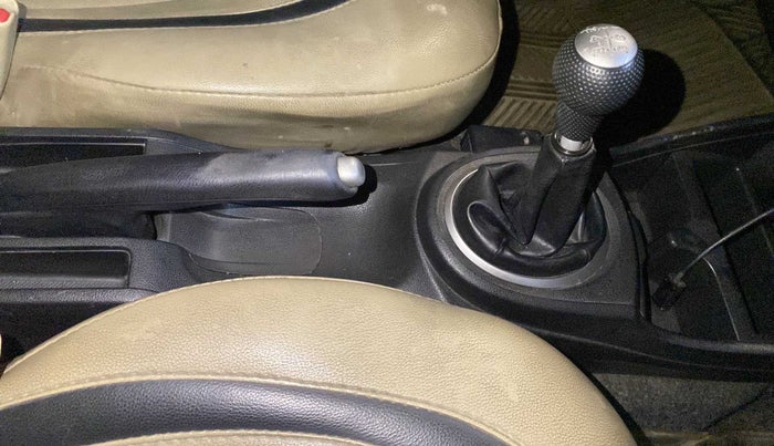 2011 Honda Jazz 1.2L I-VTEC BASE, Petrol, Manual, 77,731 km, Gear Lever