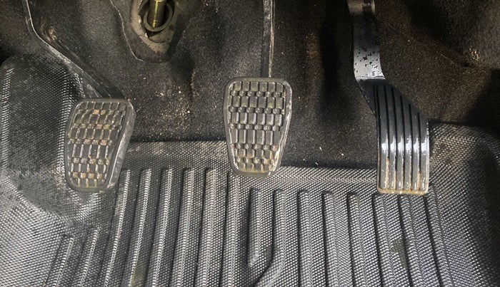 2022 Tata NEXON XM SUNROOF PETROL, Petrol, Manual, 27,869 km, Pedals