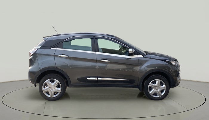 2022 Tata NEXON XM SUNROOF PETROL, Petrol, Manual, 27,869 km, Right Side View
