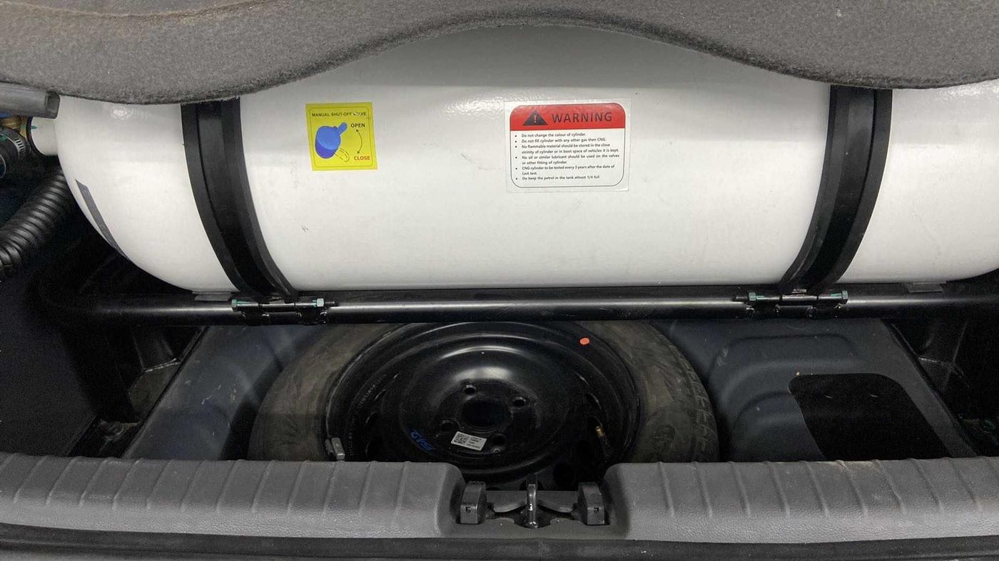 2022 Hyundai GRAND I10 NIOS SPORTZ 1.2 KAPPA VTVT CNG, CNG, Manual, 33,372 km, Boot Inside