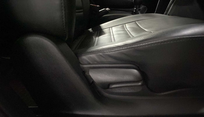 2017 Maruti Swift VXI, Petrol, Manual, 45,275 km, Driver Side Adjustment Panel