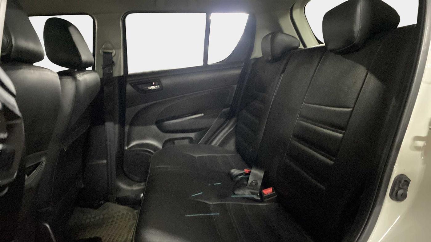 2017 Maruti Swift VXI, Petrol, Manual, 45,275 km, Right Side Rear Door Cabin