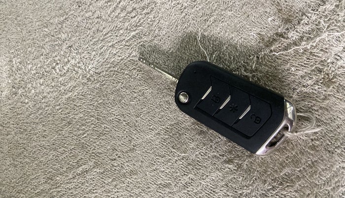 2022 Mahindra Bolero B6, Diesel, Manual, 12,854 km, Key Close Up