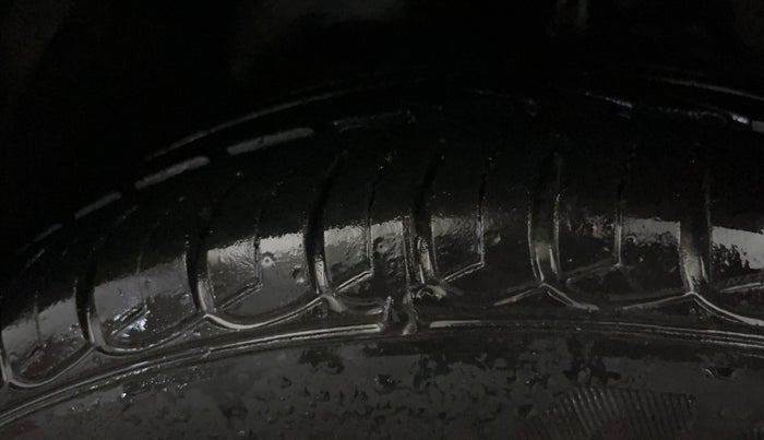 2020 Ford Ecosport TITANIUM + 1.5L PETROL, Petrol, Manual, 28,346 km, Left Front Tyre Tread