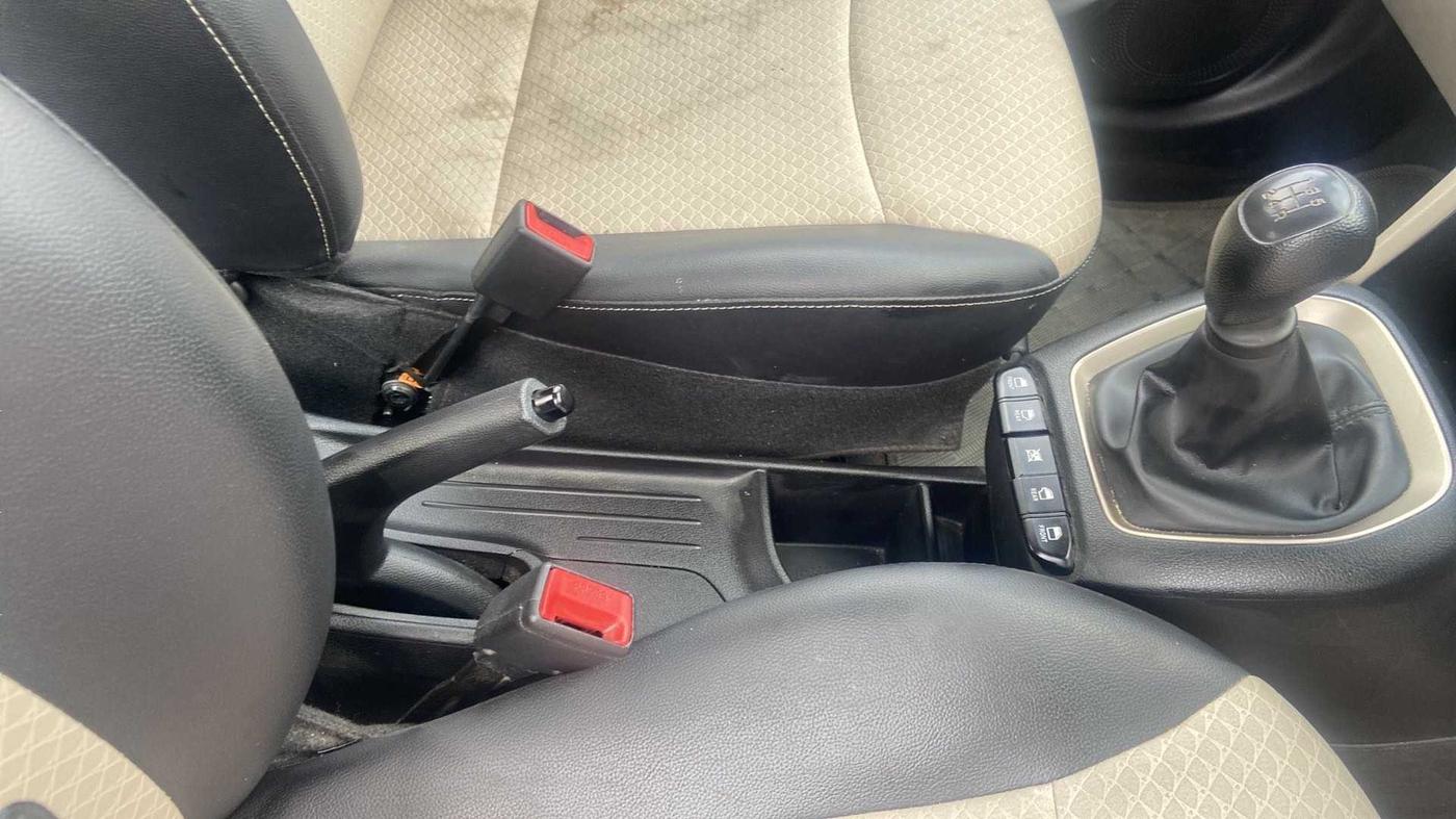 2019 Hyundai NEW SANTRO SPORTZ MT, Petrol, Manual, 19,631 km, Gear Lever