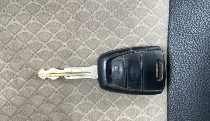 2019 Hyundai NEW SANTRO SPORTZ MT, Petrol, Manual, 19,631 km, Key Close Up