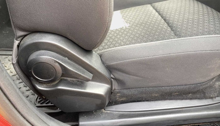 2022 Tata ALTROZ XM PLUS PETROL, Petrol, Manual, 16,513 km, Driver Side Adjustment Panel