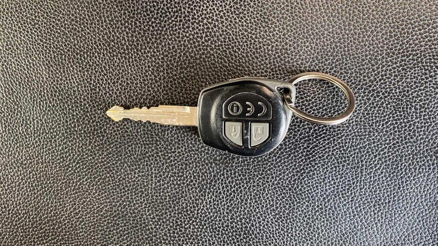 2017 Maruti Baleno DELTA PETROL 1.2, Petrol, Manual, 52,811 km, Key Close Up