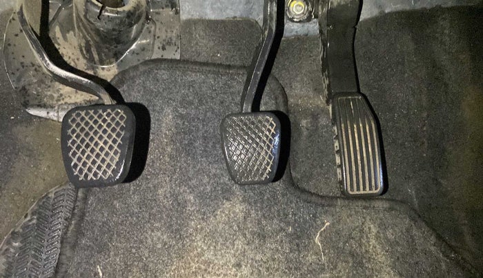 2015 Honda Jazz 1.5L I-DTEC SV, Diesel, Manual, 81,238 km, Pedals