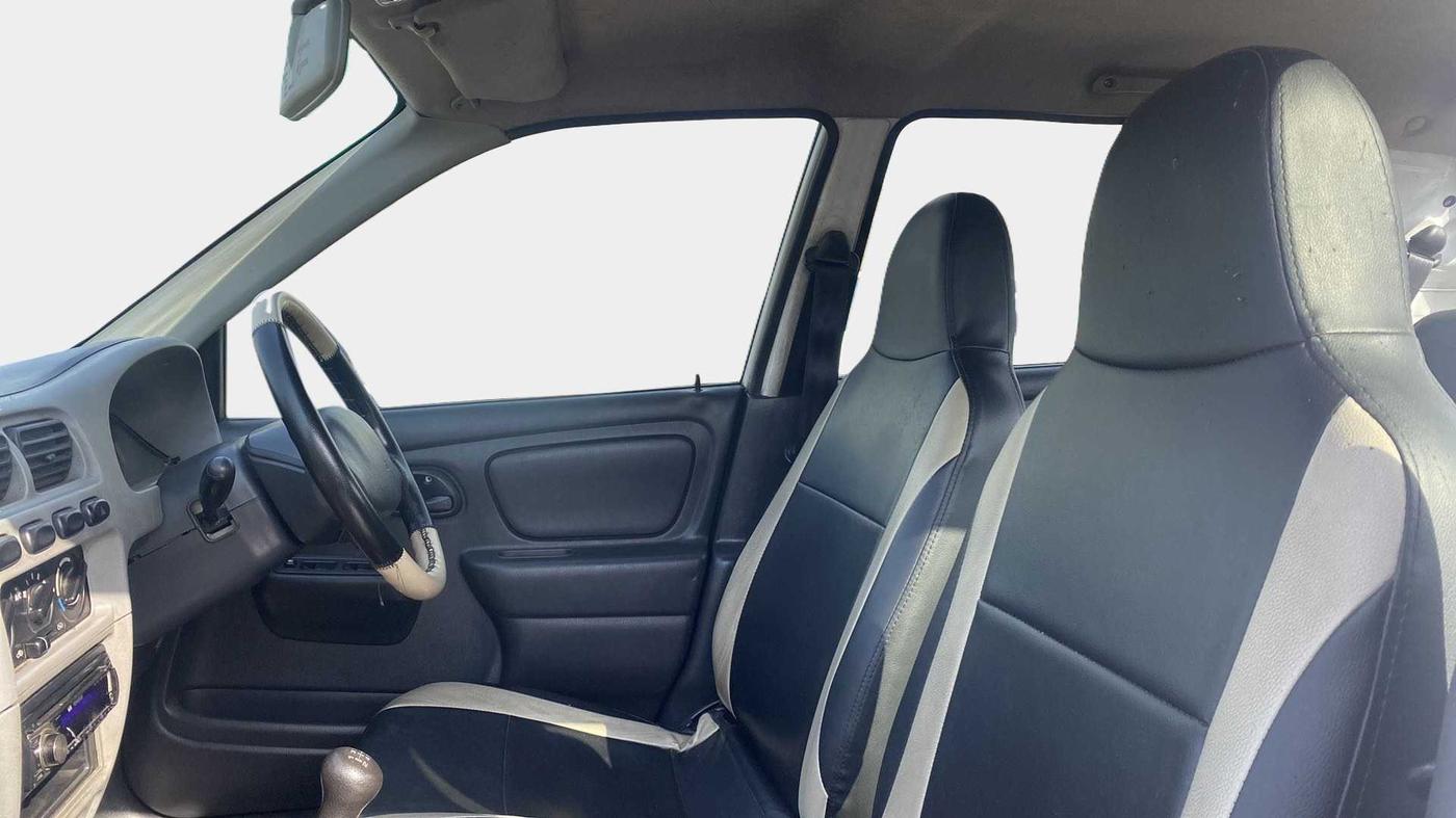 2011 Maruti Alto LXI, Petrol, Manual, 39,740 km, Right Side Front Door Cabin