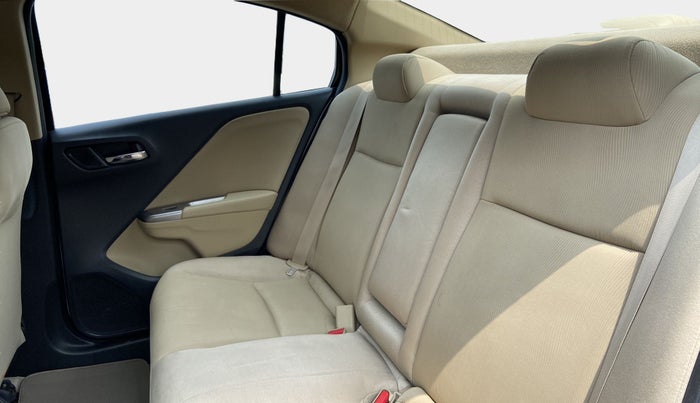 2015 Honda City 1.5L I-VTEC V MT, Petrol, Manual, 88,554 km, Right Side Rear Door Cabin