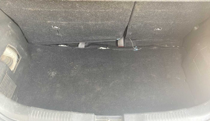 2017 Maruti IGNIS ZETA 1.2 AMT, Petrol, Automatic, 62,377 km, Boot Inside