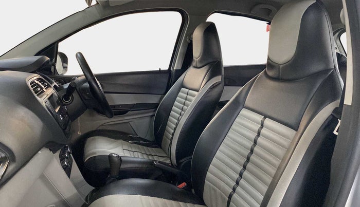 2018 Tata Tiago XT PETROL, Petrol, Manual, 40,296 km, Right Side Front Door Cabin