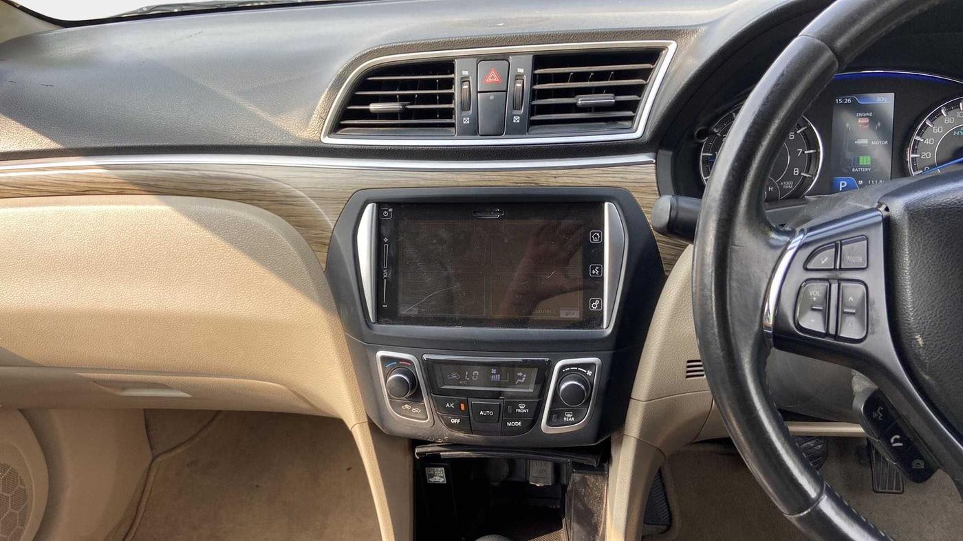 2019 Maruti Ciaz ALPHA  AT 1.5 SHVS PETROL, Petrol, Automatic, 95,450 km, Air Conditioner