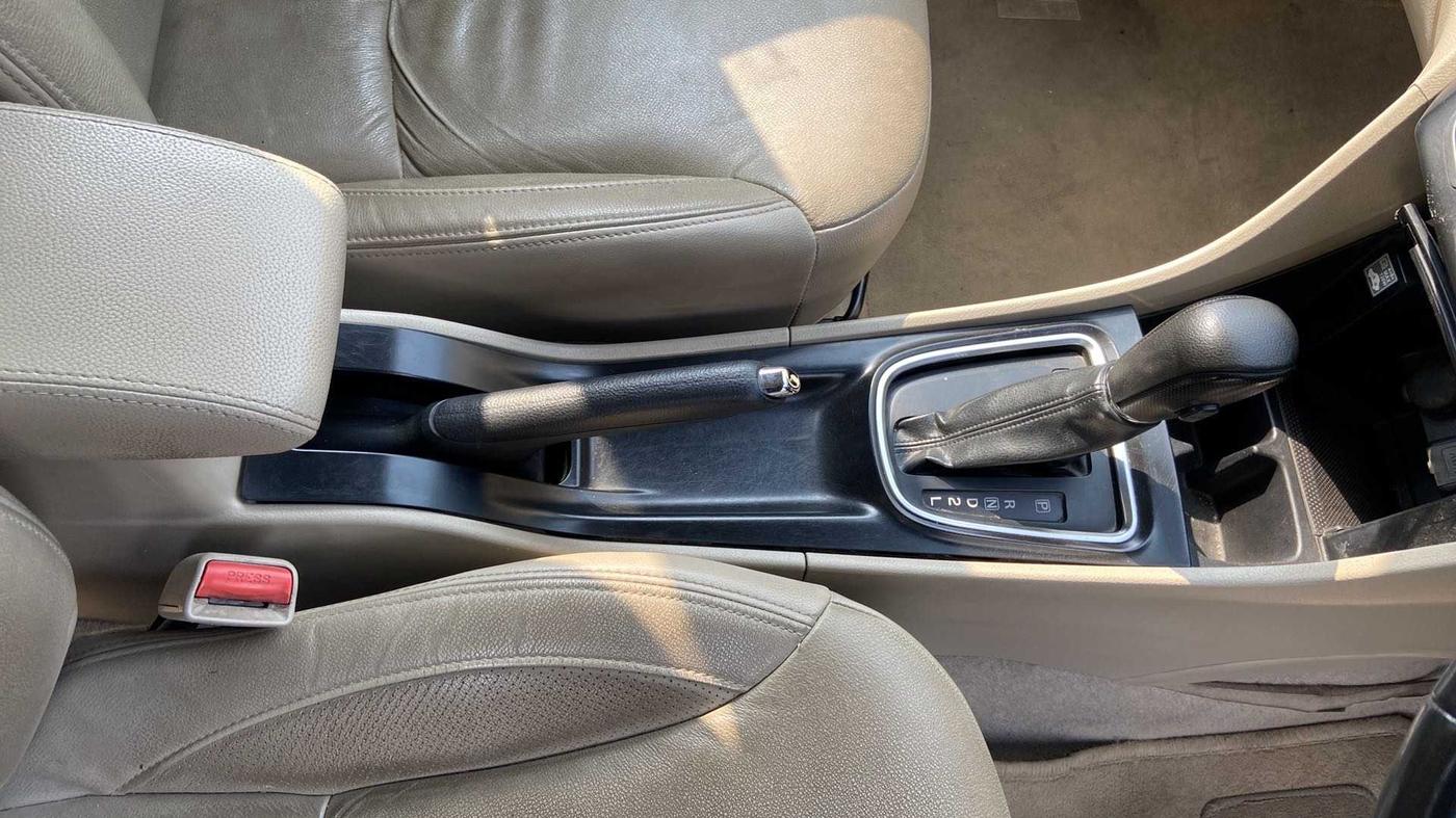 2019 Maruti Ciaz ALPHA  AT 1.5 SHVS PETROL, Petrol, Automatic, 95,450 km, Gear Lever
