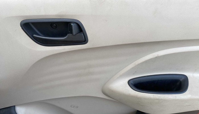 2021 Hyundai NEW SANTRO SPORTZ MT, Petrol, Manual, 11,653 km, Driver Side Door Panels Control