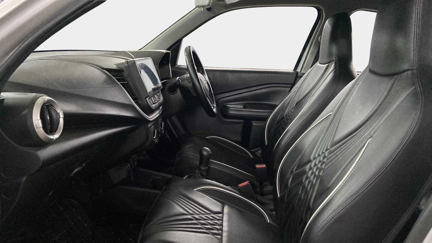 2022 Maruti Celerio VXI CNG, CNG, Manual, 15,589 km, Right Side Front Door Cabin