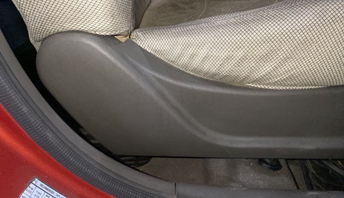 2011 Hyundai i10 MAGNA 1.2, Petrol, Manual, 47,499 km, Driver Side Adjustment Panel