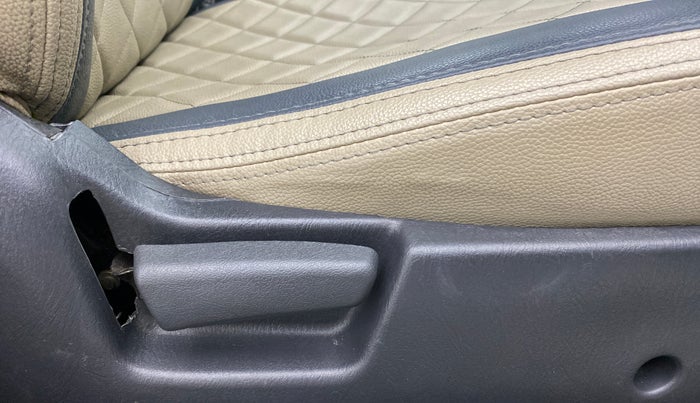 2018 Maruti Alto K10 VXI P, Petrol, Manual, 40,922 km, Driver Side Adjustment Panel