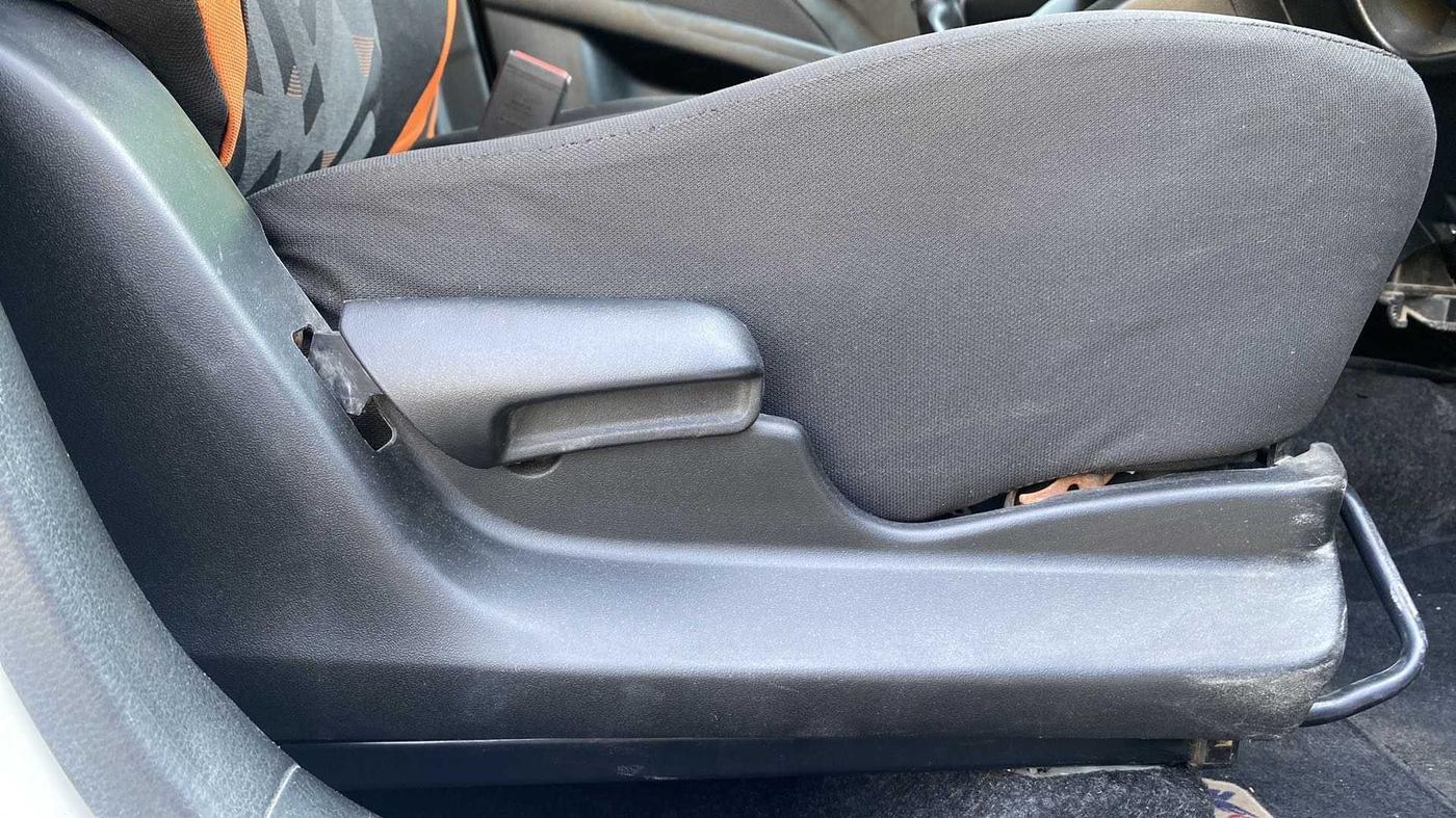 2018 Maruti Celerio X ZXI, Petrol, Manual, 31,253 km, Driver Side Adjustment Panel