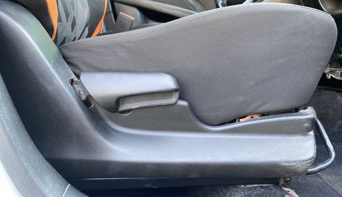 2018 Maruti Celerio X ZXI, Petrol, Manual, 31,253 km, Driver Side Adjustment Panel