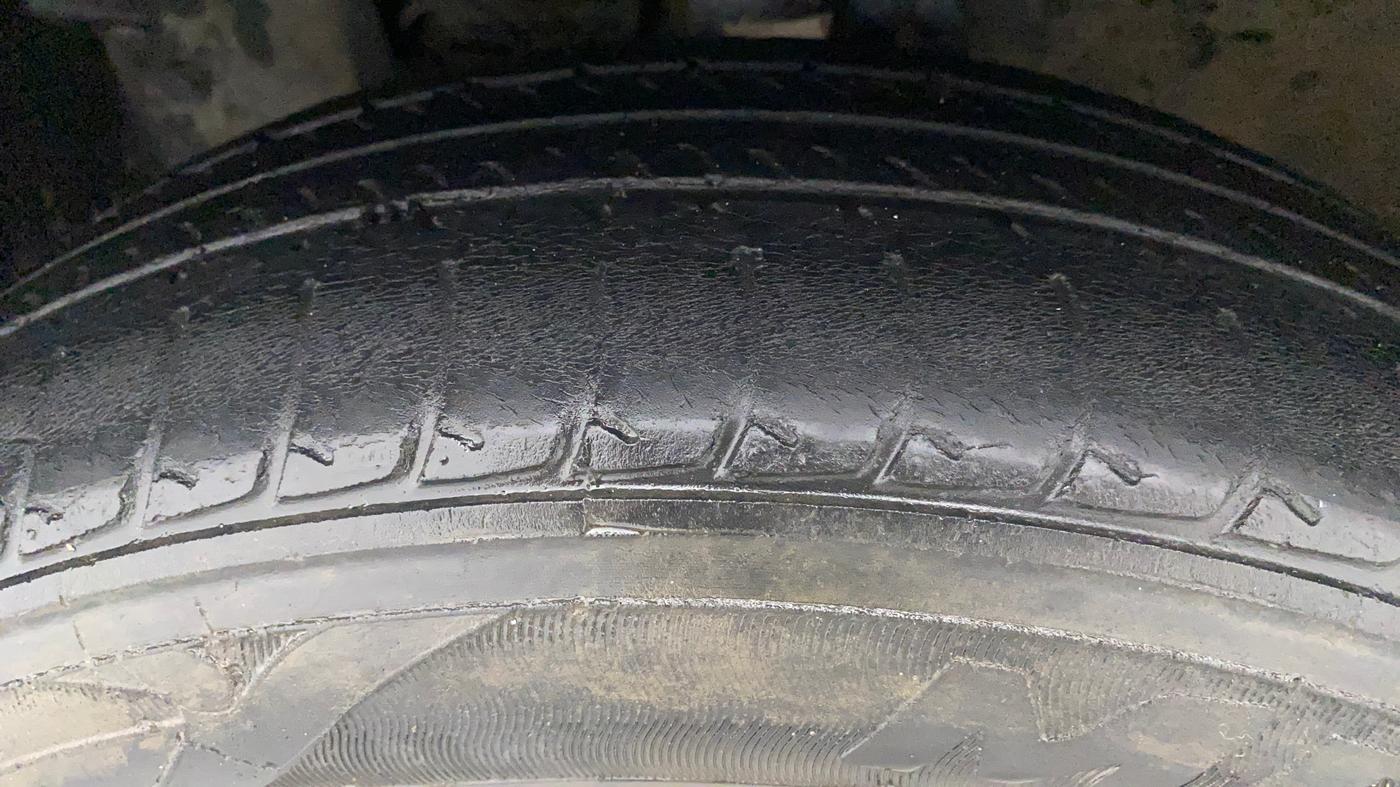 2018 Nissan Micra Active XV S, Petrol, Manual, 82,021 km, Left Front Tyre Tread