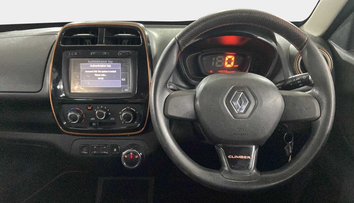 2017 Renault Kwid CLIMBER 1.0 AMT, Petrol, Automatic, 48,937 km, Steering Wheel Close Up