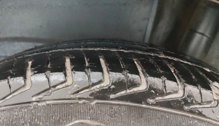 2021 Maruti New Wagon-R LXI CNG (O) 1.0, CNG, Manual, 82,582 km, Left Rear Tyre Tread