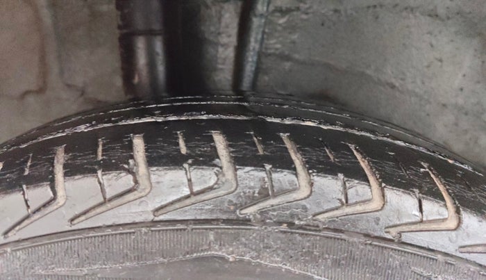 2021 Maruti New Wagon-R LXI CNG (O) 1.0, CNG, Manual, 82,582 km, Right Rear Tyre Tread
