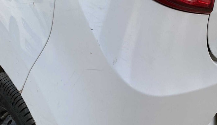 2019 Maruti Alto LXI CNG, CNG, Manual, 98,882 km, Rear bumper - Minor scratches