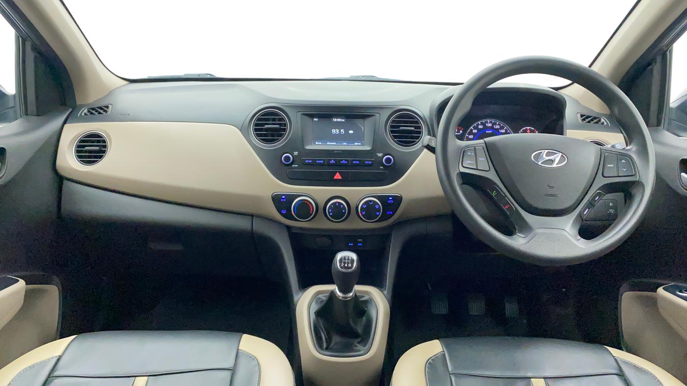 2017 Hyundai Grand i10 SPORTZ 1.2 KAPPA VTVT, Petrol, Manual, 66,613 km, Dashboard