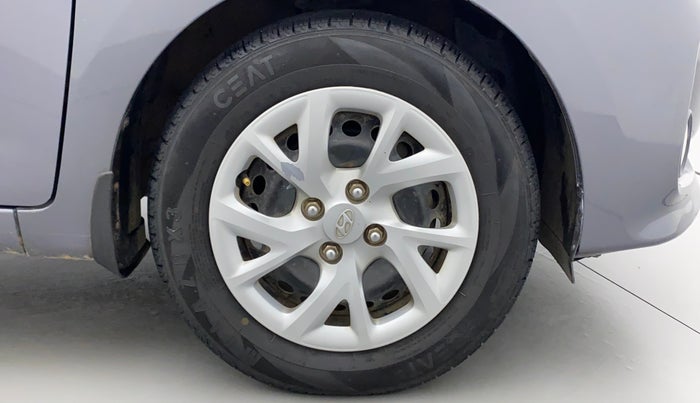 2017 Hyundai Grand i10 SPORTZ 1.2 KAPPA VTVT, Petrol, Manual, 66,613 km, Right Front Wheel