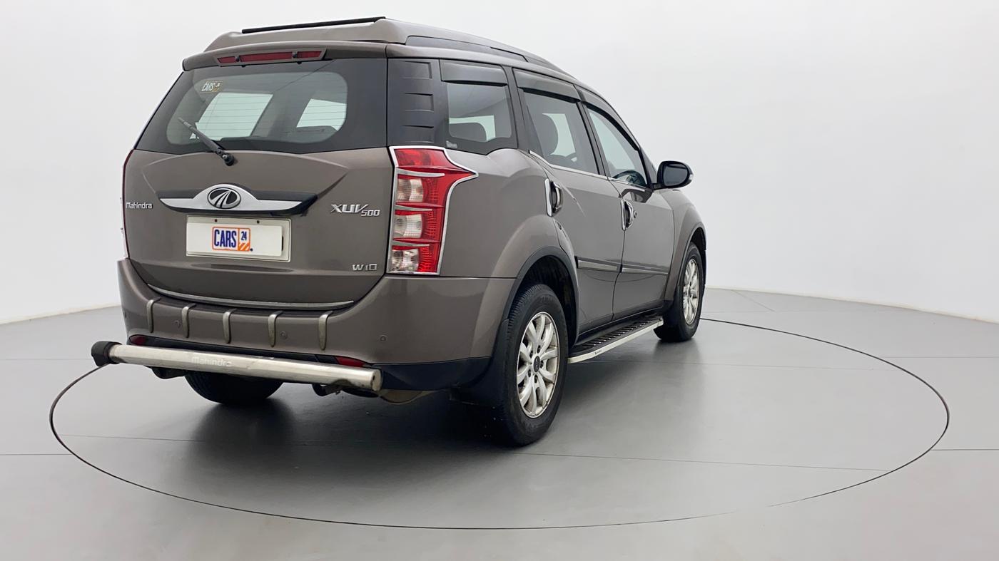 2017 Mahindra XUV500 W10 1.99, Diesel, Manual, 96,874 km, Right Back Diagonal