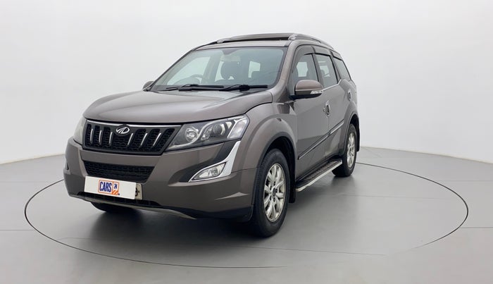 2017 Mahindra XUV500 W10 1.99, Diesel, Manual, 96,874 km, Left Front Diagonal