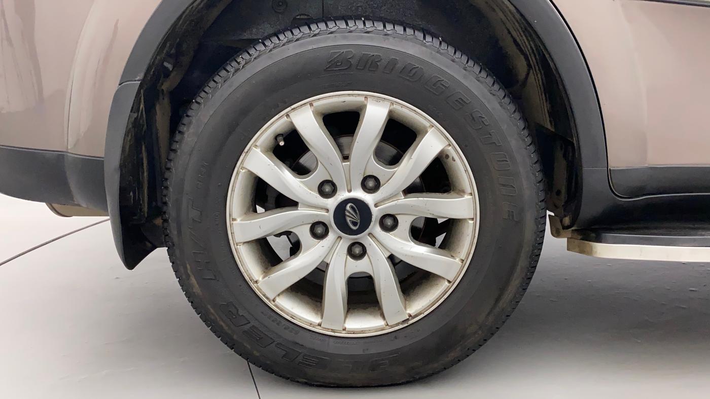 2017 Mahindra XUV500 W10 1.99, Diesel, Manual, 96,874 km, Right Rear Wheel