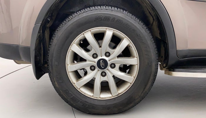 2017 Mahindra XUV500 W10 1.99, Diesel, Manual, 96,874 km, Right Rear Wheel
