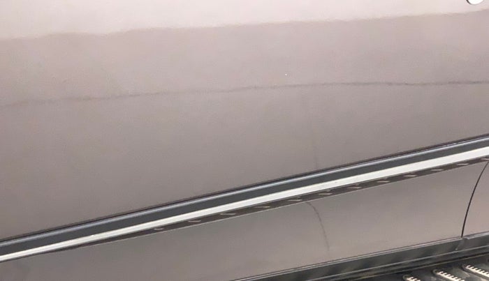 2017 Mahindra XUV500 W10 1.99, Diesel, Manual, 96,874 km, Front passenger door - Slight discoloration