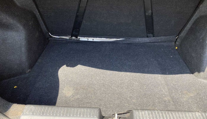 2018 Maruti Dzire VDI, Diesel, Manual, 49,718 km, Boot Inside