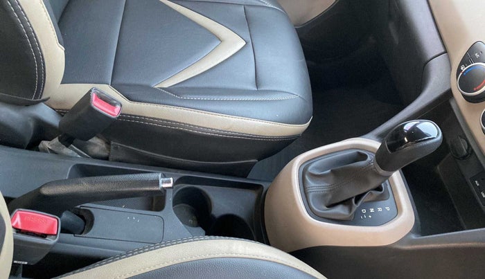 2019 Hyundai Grand i10 SPORTZ AT 1.2 KAPPA VTVT, Petrol, Automatic, 28,928 km, Gear Lever