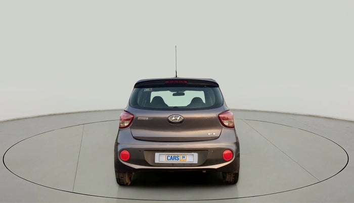 2019 Hyundai Grand i10 SPORTZ AT 1.2 KAPPA VTVT, Petrol, Automatic, 28,928 km, Back/Rear