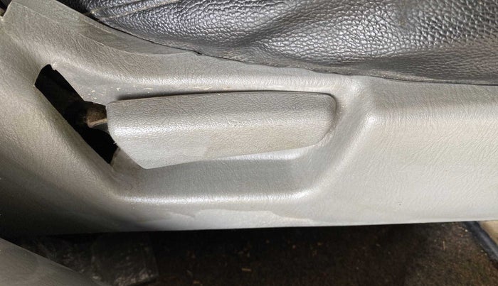 2011 Maruti Alto K10 VXI, Petrol, Manual, 48,397 km, Driver Side Adjustment Panel