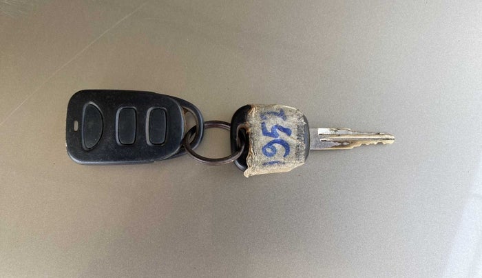 2011 Maruti Alto K10 VXI, Petrol, Manual, 48,397 km, Key Close Up